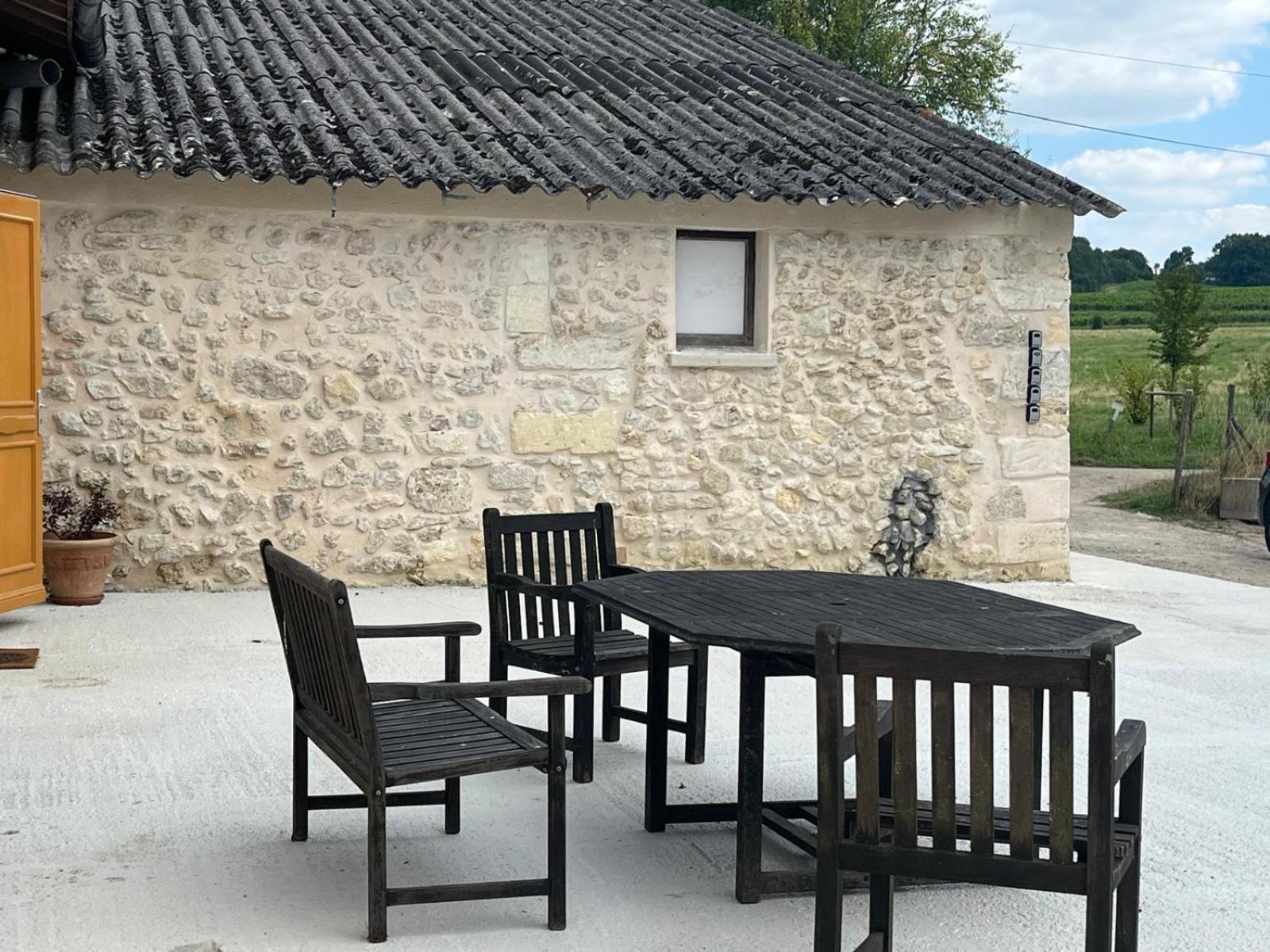 Hotel Fantastic Petit Beauval Saint-Sulpice-et-Cameyrac Exterior foto
